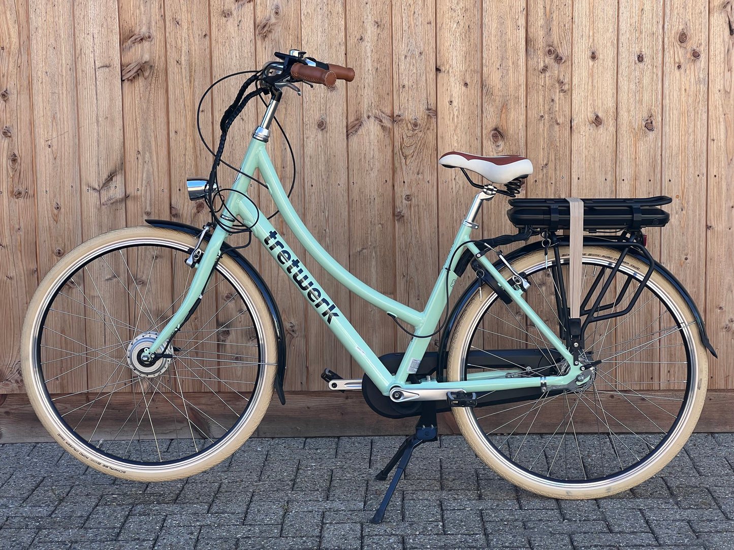ZGAN Tretwerk Aurora Ananda Voorwielmotor showmodel (146)
