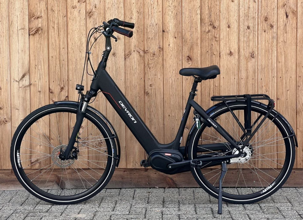 ZGAN Devron middenmotor SCHITTERENDE SET, NOG GÉÉN JAAR OUD